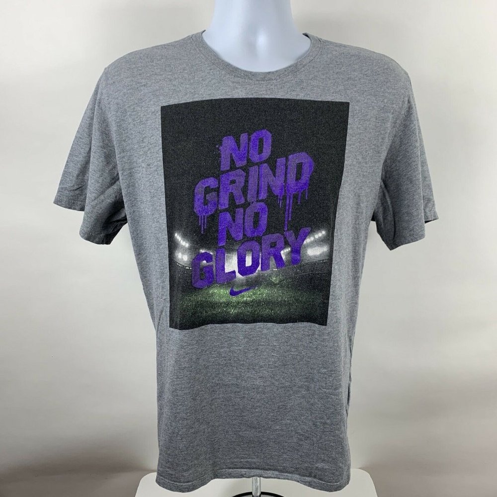 Nike T Shirt Men's XL The Nike Tee Athletic Cut Short Sleeve Crew Neck Football